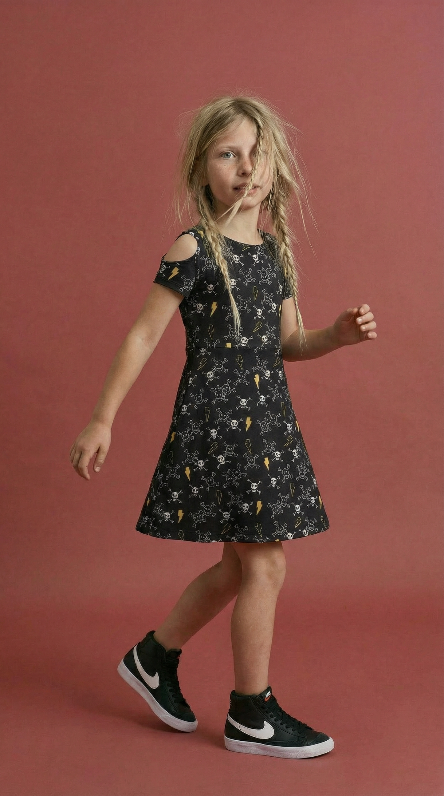 Dress Black Metal skull